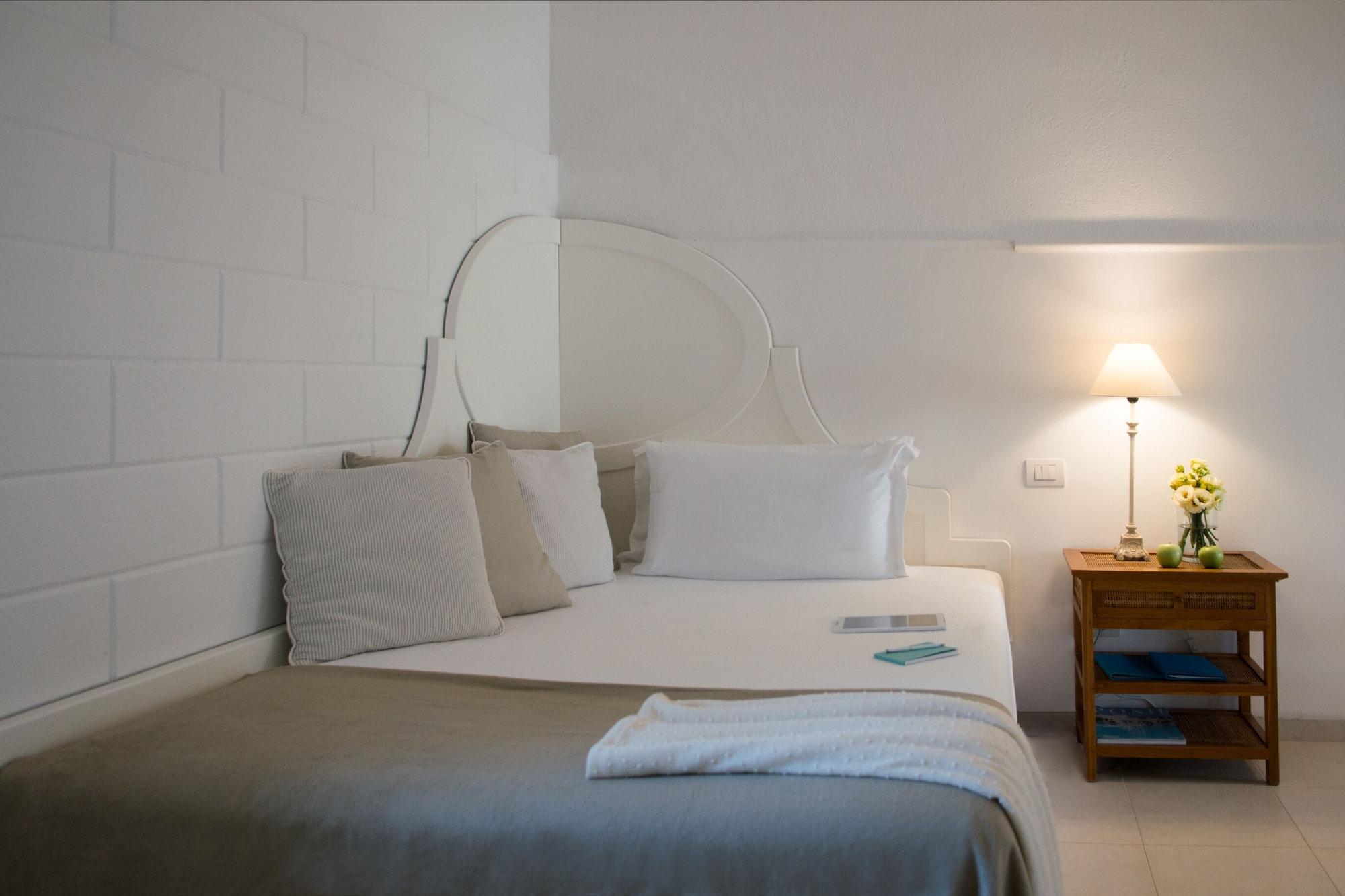 La Peschiera Hotel Monopoli Buitenkant foto