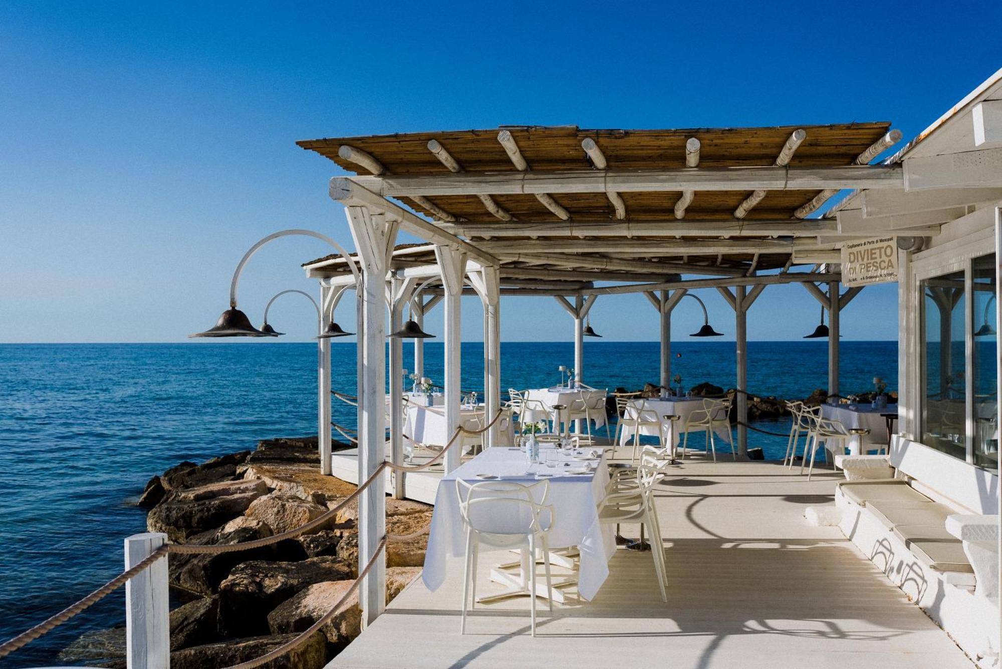 La Peschiera Hotel Monopoli Buitenkant foto