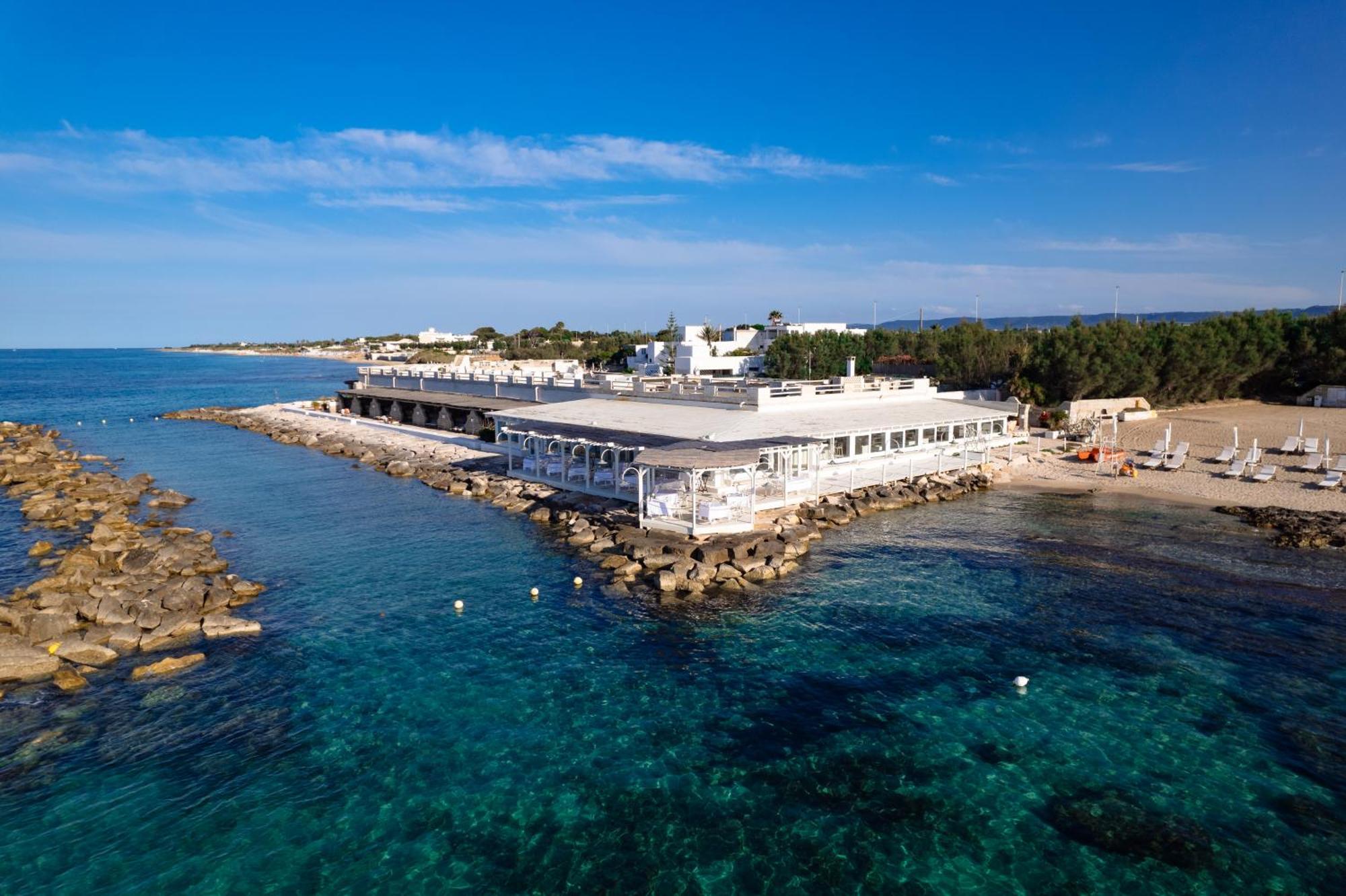 La Peschiera Hotel Monopoli Buitenkant foto